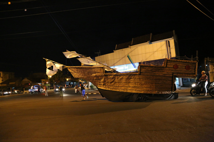 A giant Madura boat. 
