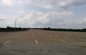 A 20-lane highway in Naypyitaw. Photo supplied.
