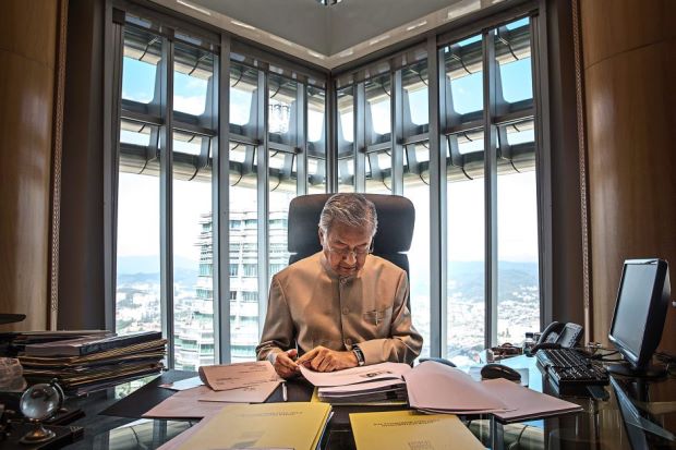 Dr_Mahathir-Petronas_Tower