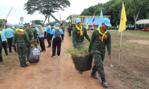 A volunteer cleaning effort on Queen Sirikit's birthday in 2019 (not part of the Volunteer Spirit 904 initiative)
